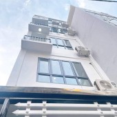 NHÀ NGUYỄN TRÃI - NHÀ ĐẸP Ở NGAY - TẶNG FULL NỘI THẤT SỊN - TRUNG TÂM QUẬN - NHỈNH 4 TỶ